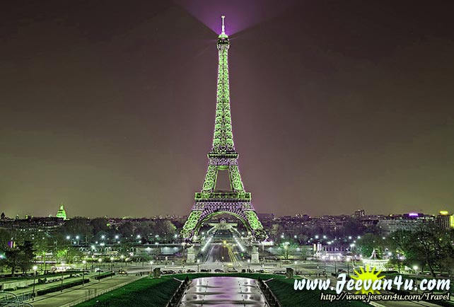 eiffel tower photo gallery